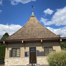 Cedar-Shake-Roof-Wash-in-Vancouver-WA 10